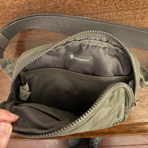 lululemon athletica Men's Belt Bag in Olive - Picture 2 of 2